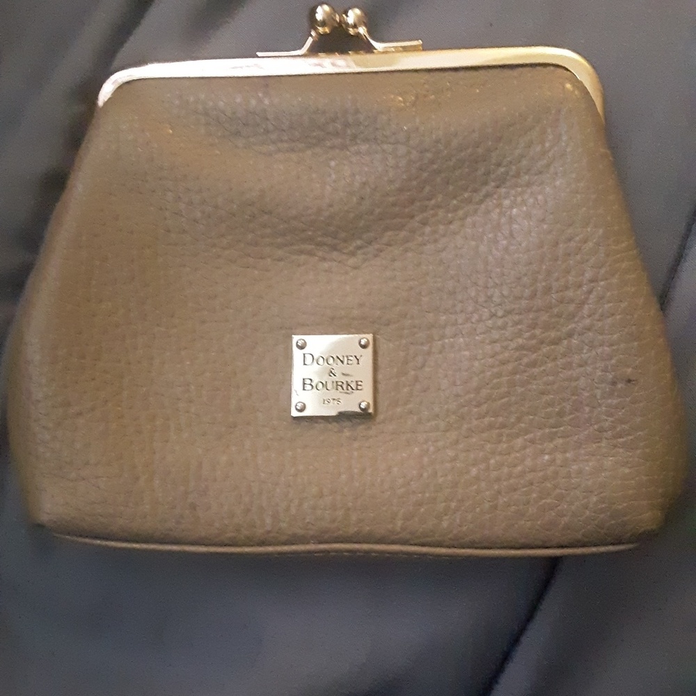 Dooney & Bourke change purse